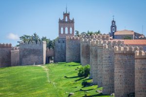 VIAJE A ÁVILA: En las murallas de Castilla